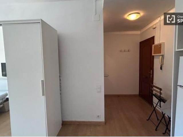 Estudio en alquiler en La Maternitat i Sant Ramon