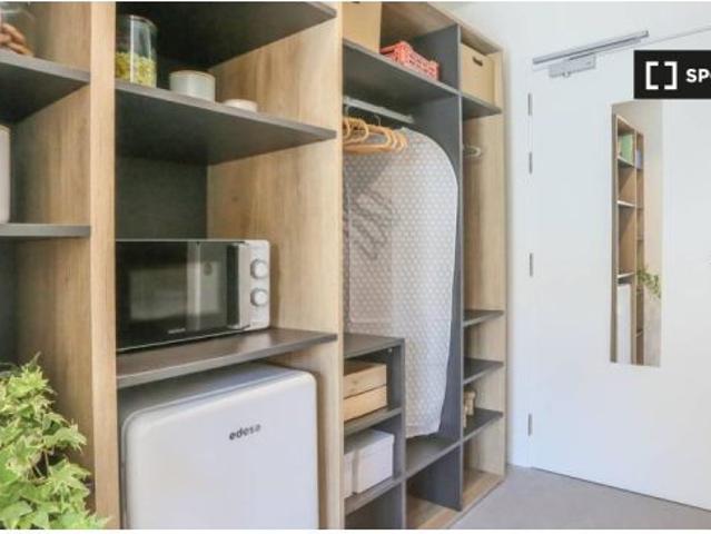 Estudio en alquiler en Los Bermejales, Sevilla