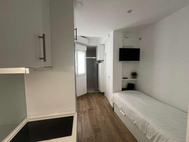 Estudio en alquiler en Los Remedios, Sevilla