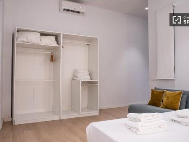 Estudio en alquiler en Puerta De Toledo