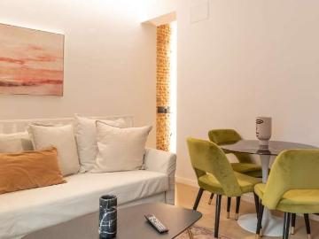 Estudio en alquiler en Puerta De Toledo, Madrid