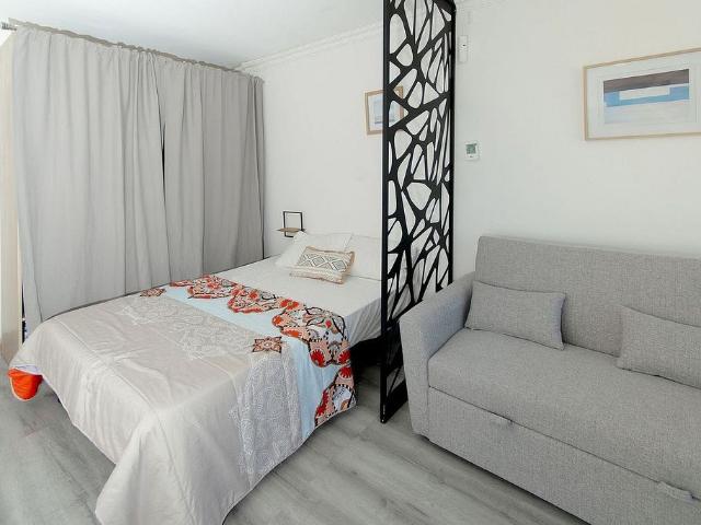 Estudio en alquiler en paseo Marítim, Castelló d´Empúries, de 25 m² por 978