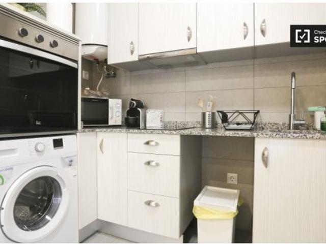 Estudio en alquiler en San Juan Bautista, gastos incluidos