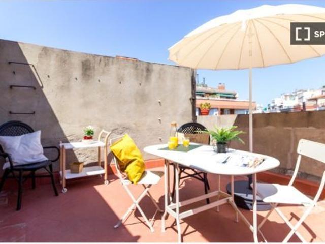 Estudio en alquiler en Sant Antoni, balcón incluido
