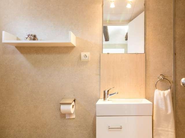 Estudio en alquiler en Sant Antoni, Barcelona