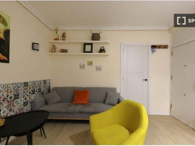 Estudio en alquiler en Universidad, Madrid