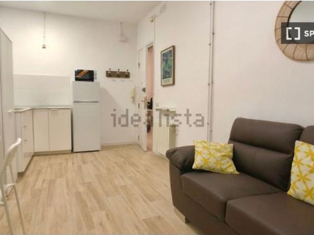 Estudio en alquiler en Vila de Gràcia, gastos incluidos
