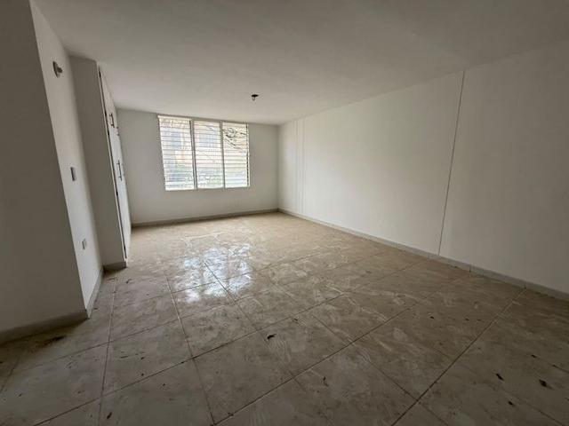 Estudio en arriendo en Comuna 5