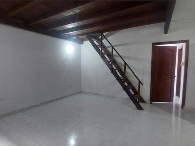 Estudio en arriendo en Comuna 2