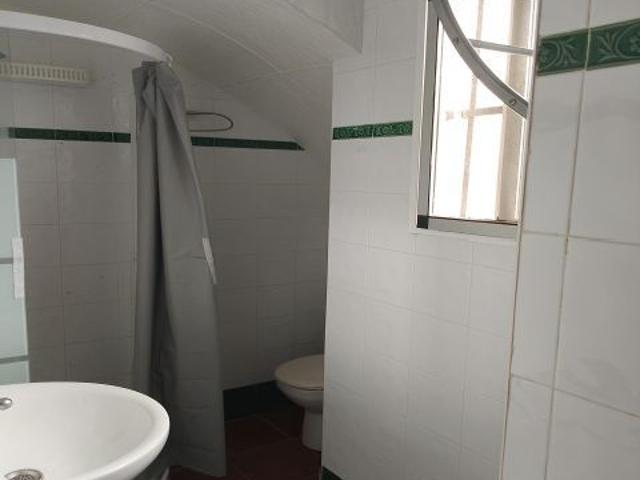 Estudio en planta baja. Zona centro