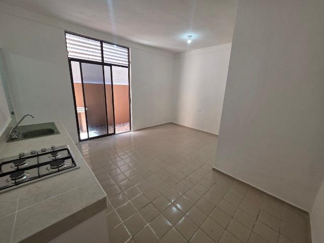 Estudio en Renta en Hotzuc