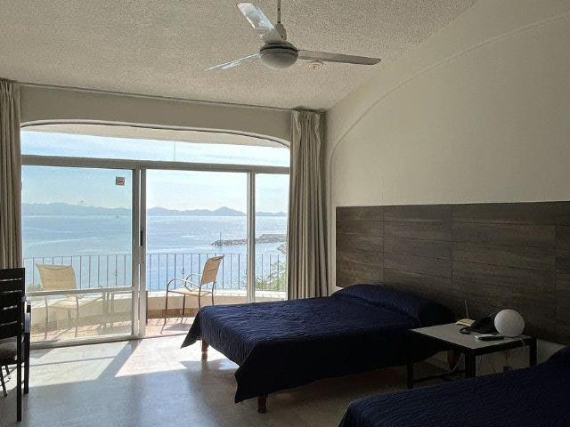 Estudio en renta frente al mar en Playa Sol