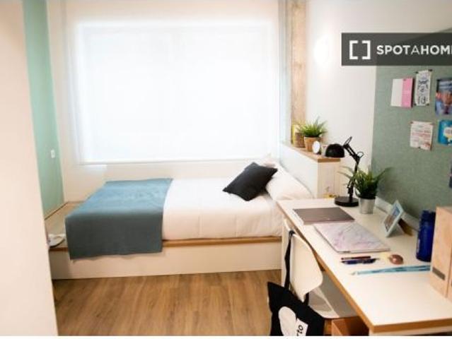 Estudio en residencia de estudiantes en Barcelona