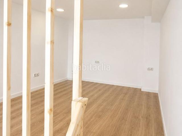 Estudio en venta en Badalona, Llefià. ¡DOS ESTUDIOS INDEPENDIENTES, REFORMADOS Y LISTOS PARA RENTABILIZAR!. Estudios.