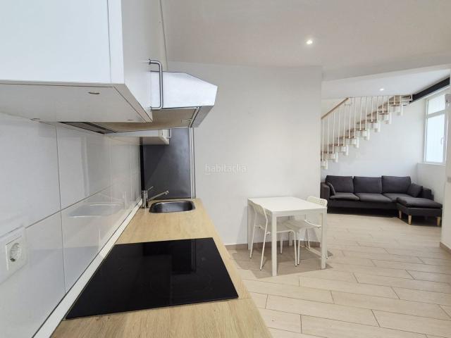 Estudio en venta en Barcelona, Congrés Indians. Estudio dúplex en venta. Estudios.