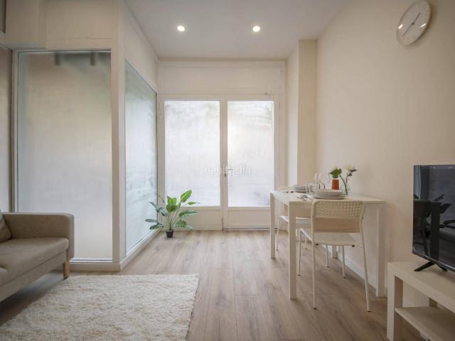 Estudio en venta en Barcelona, Congrés Indians. Inmueble en venta. Estudios.