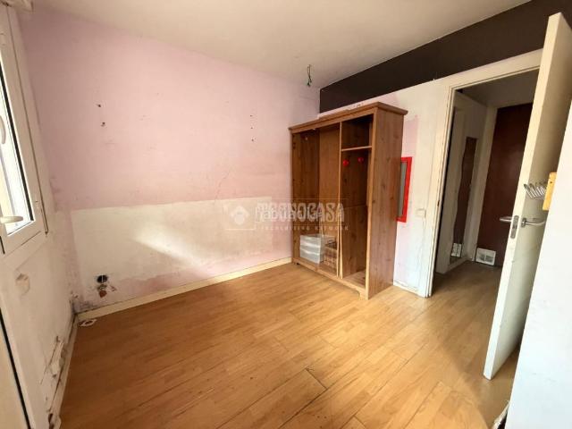 Estudio en venta en Barcelona, Guinardó. Piso en venta en Barcelona. Estudios.