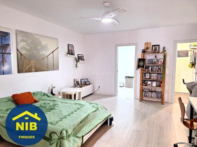 Estudio en venta en Barcelona, Prosperitat. ESTUDIO LISTO PARA ENTRAR A VIVIR. Estudios.