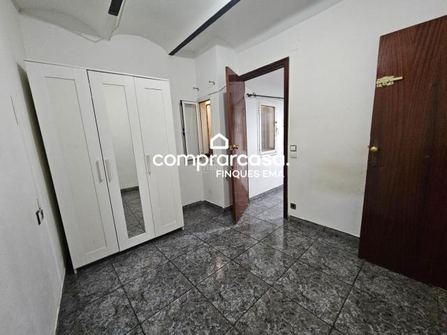 Estudio en venta en Barcelona, Roquetes. hasta 100 FINANCIACIÓN DEL PRECIO DE VENTA ESTUDIO IDEAL SINGLE o pareja. Estudios.
