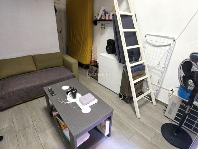 Estudio en venta en Barcelona, Roquetes. Estudios.