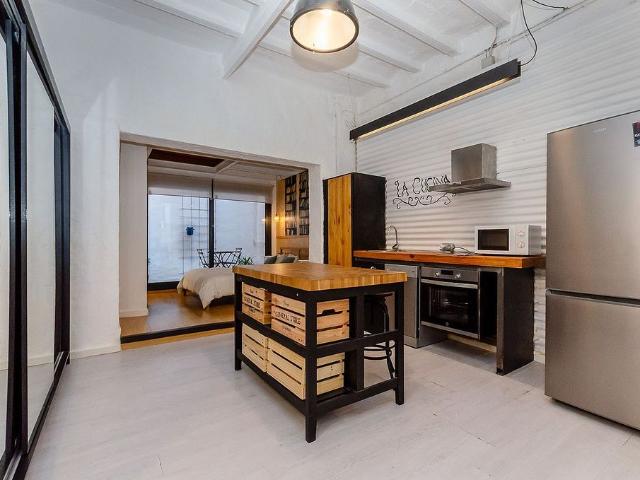 Estudio en venta en calle De Navarra, Barcelona, de 49 m² por 169.000