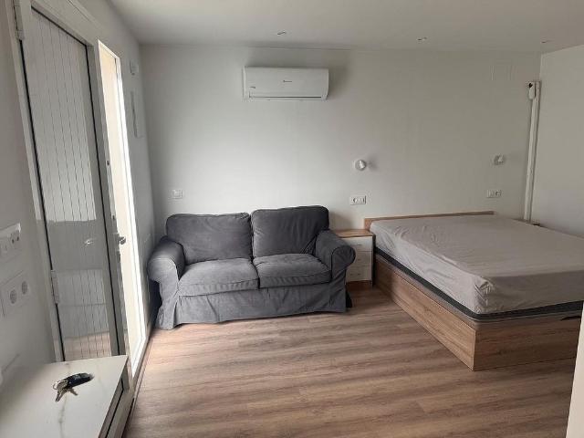 Estudio en venta en calle De la Murtra, Barcelona, de 34 m² por 120.000