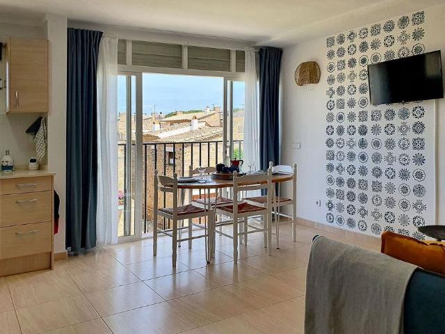 Piso en venta en calle De la Julivia, Palafrugell, de 38 m² 1 habitación por 240.000