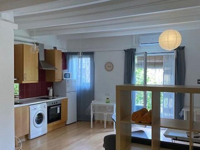 Estudio en venta en calle De la Torre D'en Damians, Barcelona, de 30 m² por 215.000