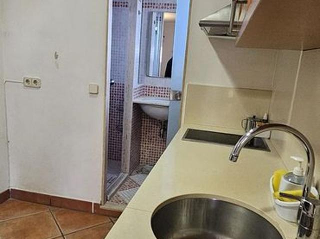 Estudio en venta en calle De Rosalia de Castro, Barcelona, de 24 m² por 125.000