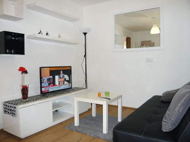 Estudio en venta en calle De Vinaròs, Barcelona, de 35 m² por 220.000