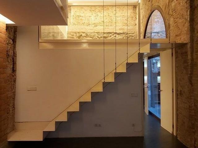 Estudio en venta en calle D'obradors, Barcelona, de 106 m² por 299.000