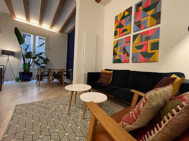 Estudio en venta en calle Junta de Comerç, Barcelona, de 90 m² por 495.000