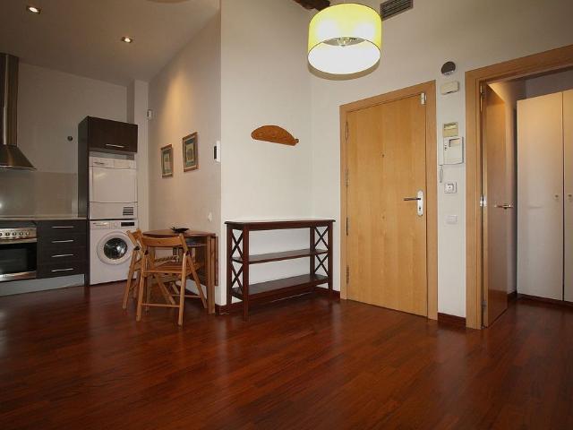 Estudio en venta en calle Trompetes, Barcelona, de 41 m² por 224.000