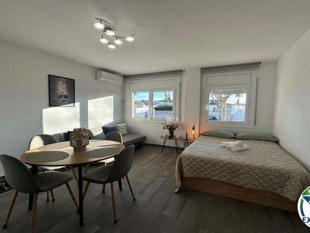 Estudio en venta en calle Port Empordà, Castelló d´Empúries, de 28 m² por 134.000