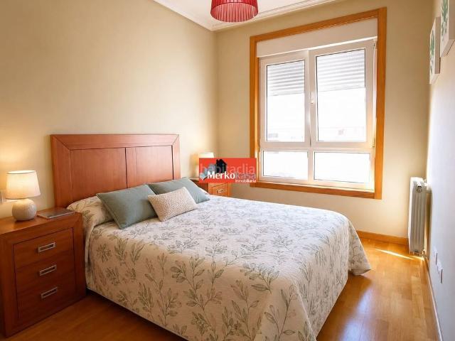 Estudio en venta en Lugo, A Milagrosa. SE VENDE ESTUDIO COQUETO CERCANO AL CENTRO. Estudios.
