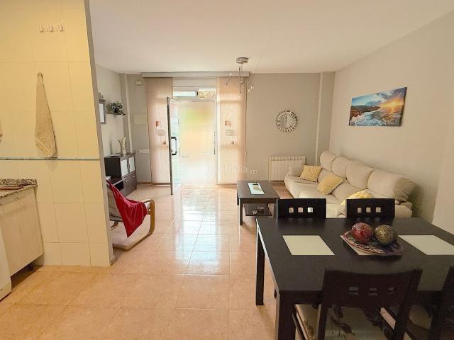 Estudio en venta en Rubí, Zona Nord. INMUEBLE ESCRITURADO COMO VIVIENDA ACTUALMENTE SIN CÉDULA DE HABITABILIDAD. Estudios.