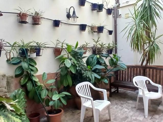 Estudio en Venta en Triana Casco Antiguo