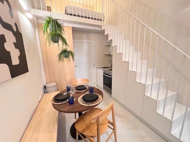 Estudio en venta en Valencia, Ciutat Jardí. ESTUDIO DUPLEX, CON LICENCIA TURISTICA, EN PLANTA BAJA, ACTIVO DESDE HACE 1 AÑO, MUY RENTABLE. Estudios.