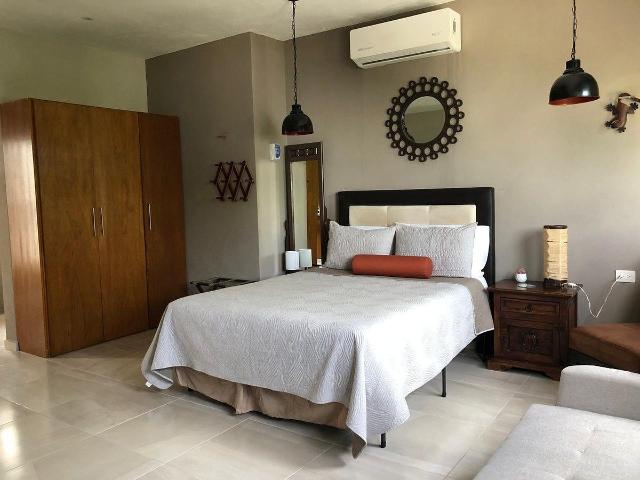 Estudio Equipado en fraccionamiento Pinzones