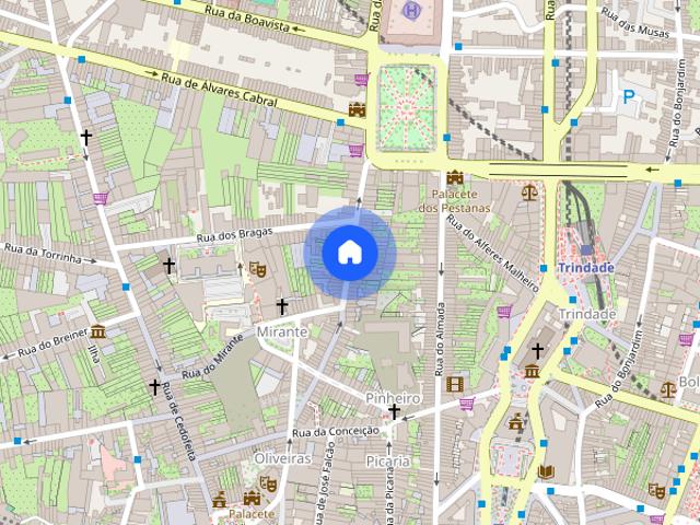 Estudio grande no centro do Porto com estacionamento