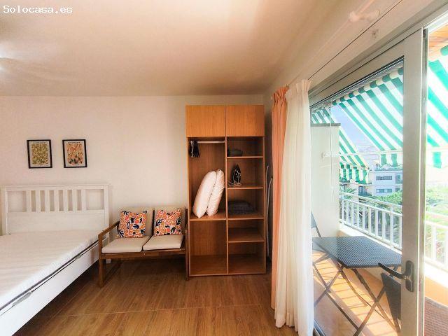 Estudio luminoso con terraza y vistas al Teide · Puerto de la Cruz