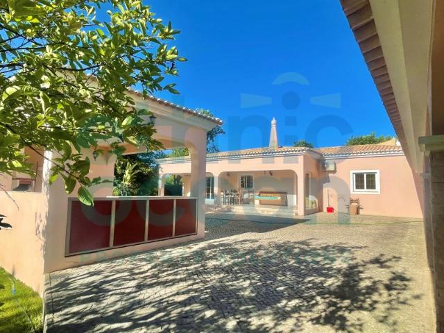 ESTUDIO REMODELADO PARA ARRENDAMENTO EM ALMANCIL