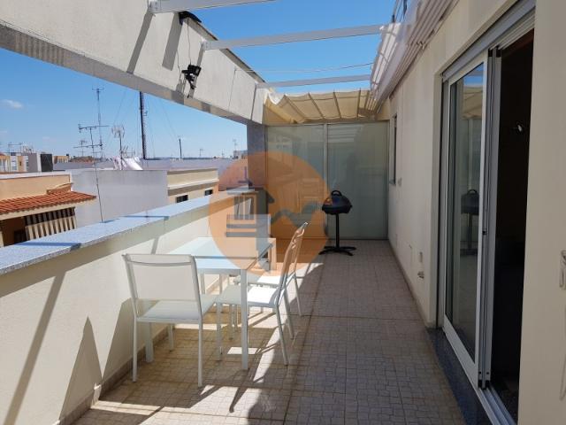 Estúdio/ T0 para venda na principal avenida de Vila Real de Santo António