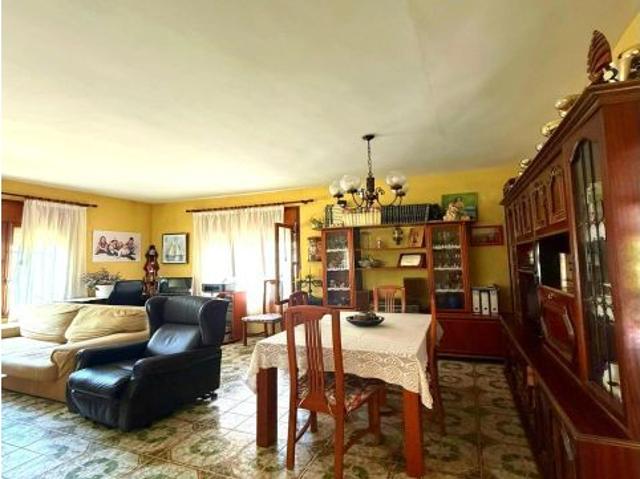 ESTUPENDO CHALET EN SAN VICENTE DEL RASPEIG, EN SUELO URBANO
