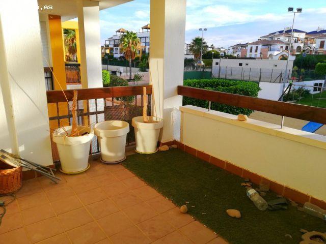 ESTUPENDO APARTAMENTO CON TERRAZA EN URBANIZACION DE VERA PLAYA