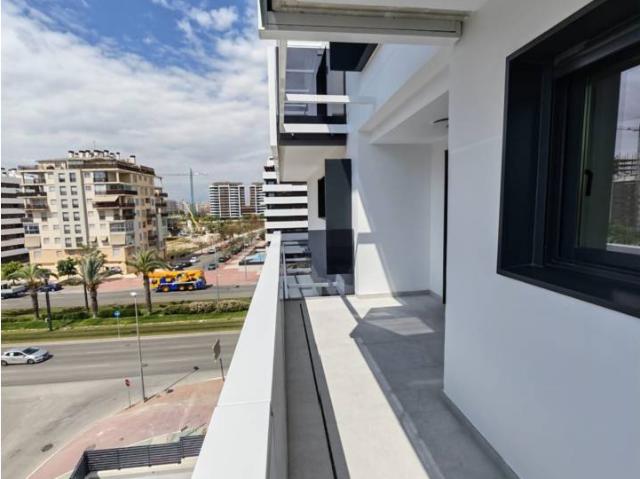 Estupendo apartamento en alquiler en Juan de Borbón