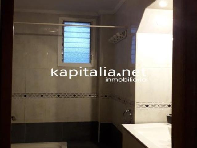 Estupendo piso a la venta en Valencia