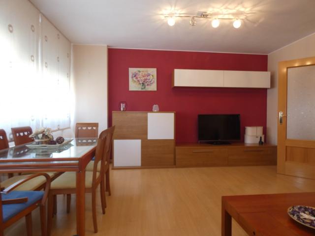 ESTUPENDO PISO AMUEBLADO EN UTEBO ZARAGOZA. REF. AL03252021