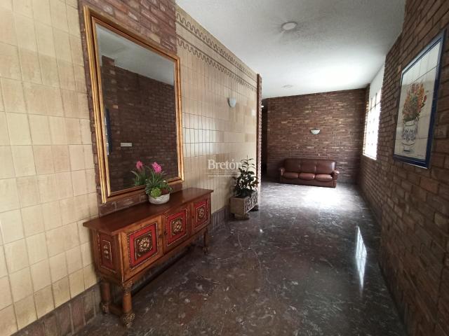 Estupendo piso amueblado, incluye garaje y trastero