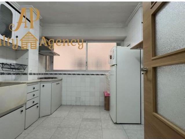 Estupendo piso de 2 habitaciones, amueblado, en Campanar, junto Hipercor